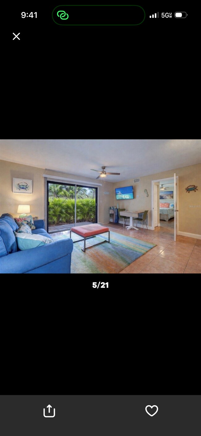 Foto del edificio - 4215 E Bay Dr