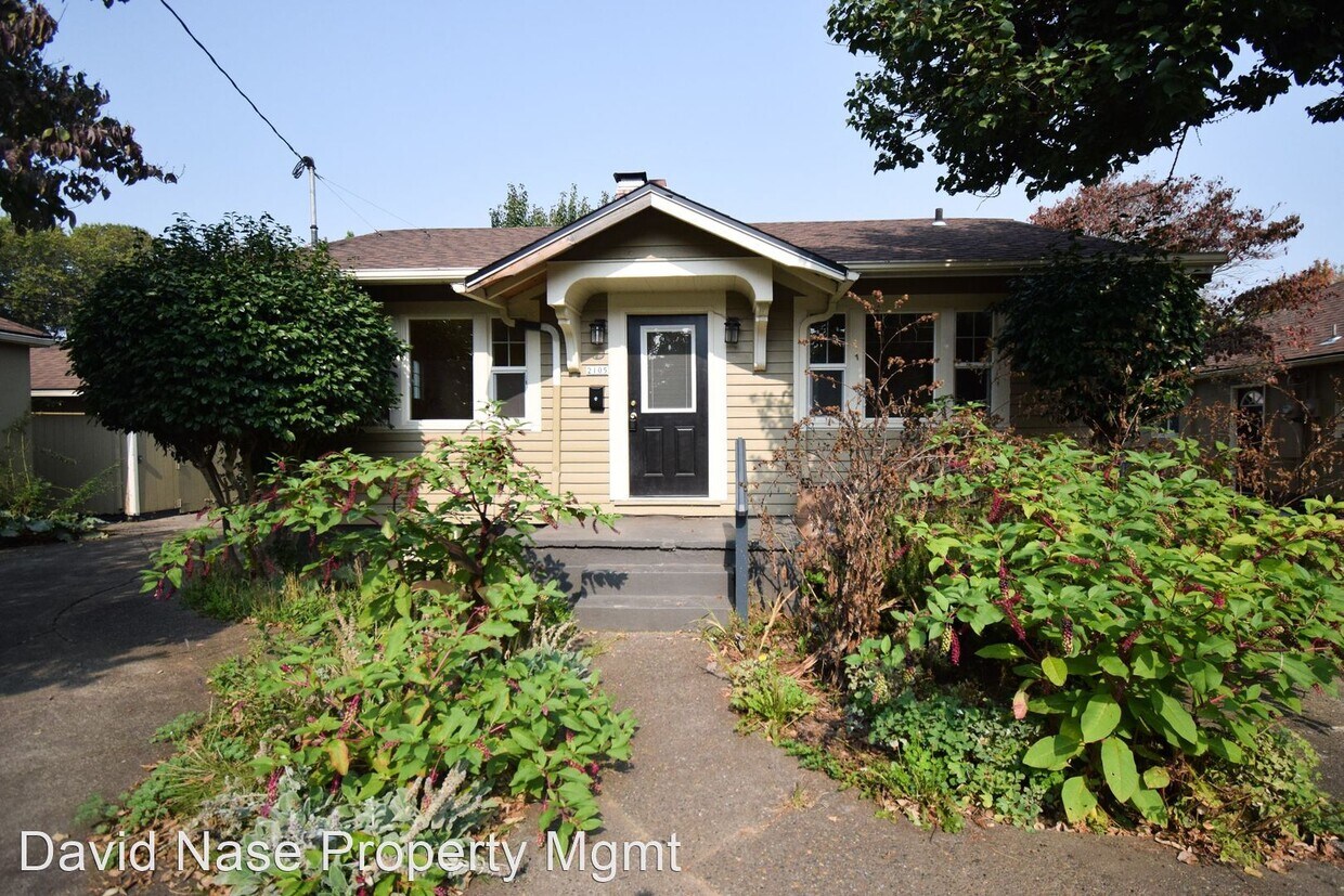 Primary Photo - 3 br, 1 bath House - 2105 N Kilpatrick Street