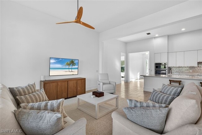 Building Photo - 14835 Dockside Ln