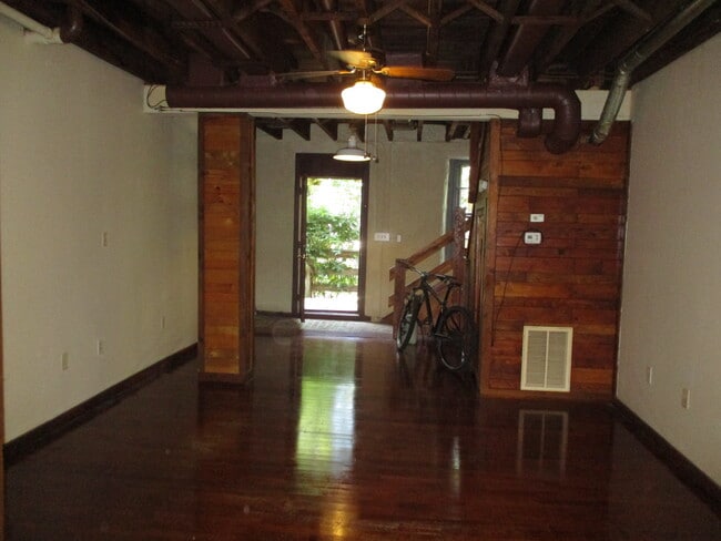 Living room dining - 37 Union St