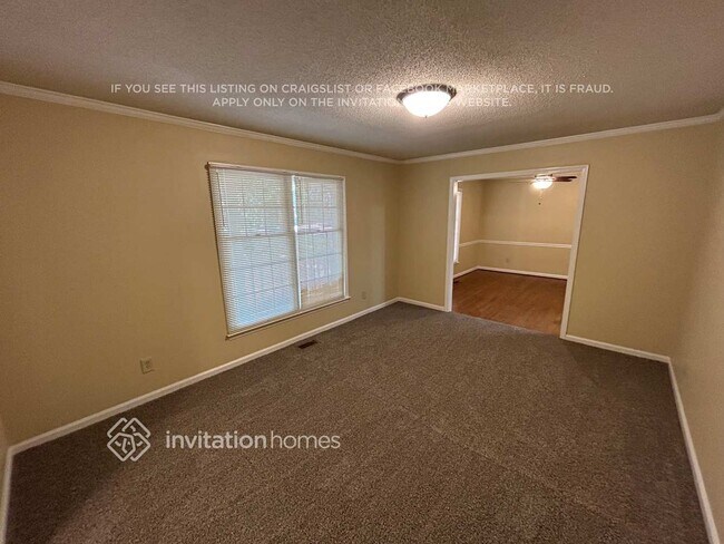 Building Photo - 3309 Clay Ct