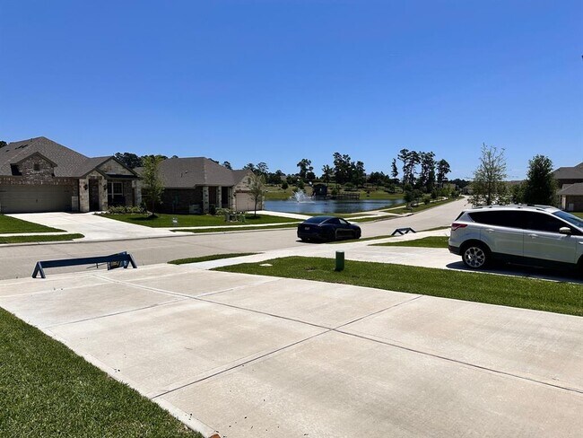 Foto del edificio - 6179 White Spruce Dr
