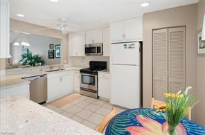 Foto del edificio - 5739 Whitaker Rd