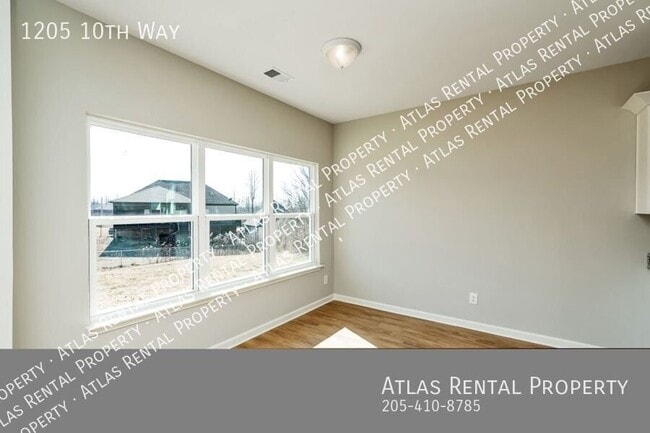 Building Photo - 1205 10th Way