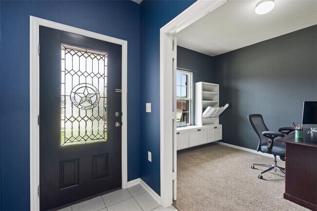 Building Photo - 3000 Ortman Dr