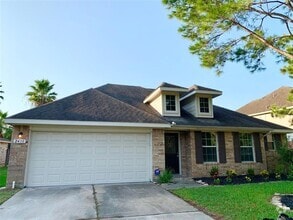 Building Photo - 2438 Ranch Hollow Ct