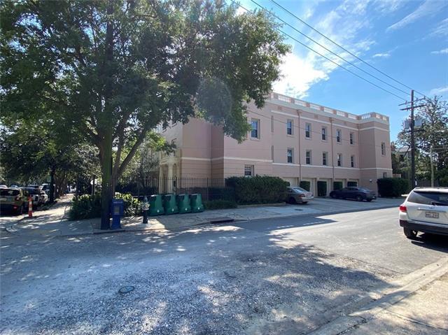 Building Photo - 7530 St Charles Ave