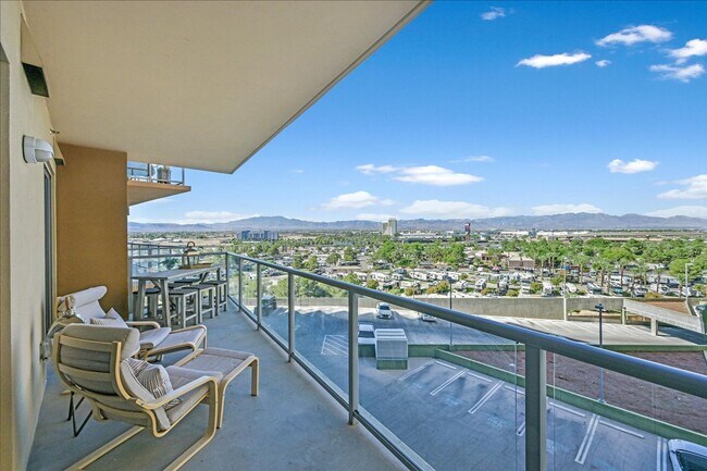 Foto del edificio - Designer Furnished Beauty at One Las Vegas!