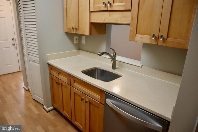 Building Photo - 19 Ohara Ct