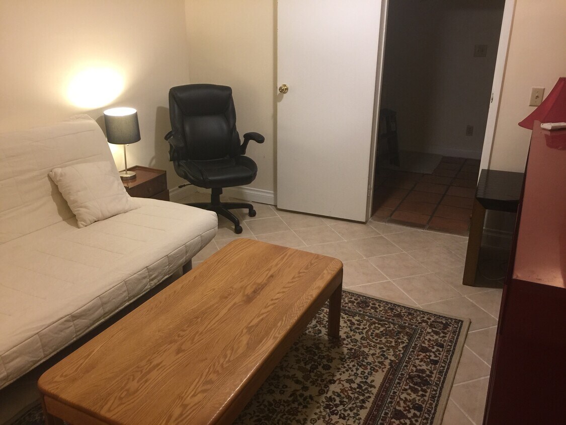 1447 26th St, Santa Monica, CA 90404 Townhome Rentals in Santa Monica