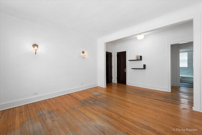 Foto del edificio - 726 Hinman Ave