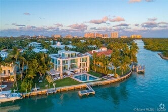 Building Photo - 440 S Mashta Dr