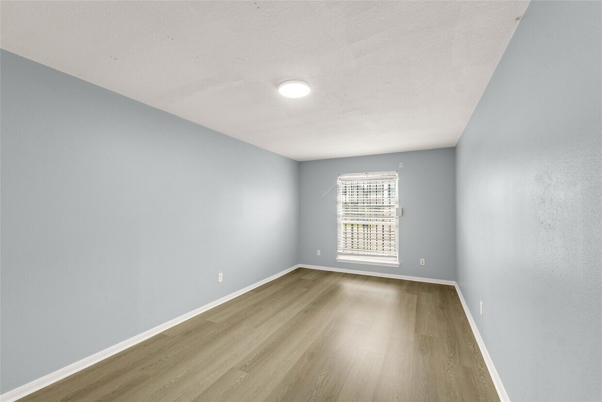 Foto del edificio - 4640 Knoxville St