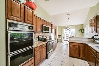 Building Photo - 15519 Montesa Dr