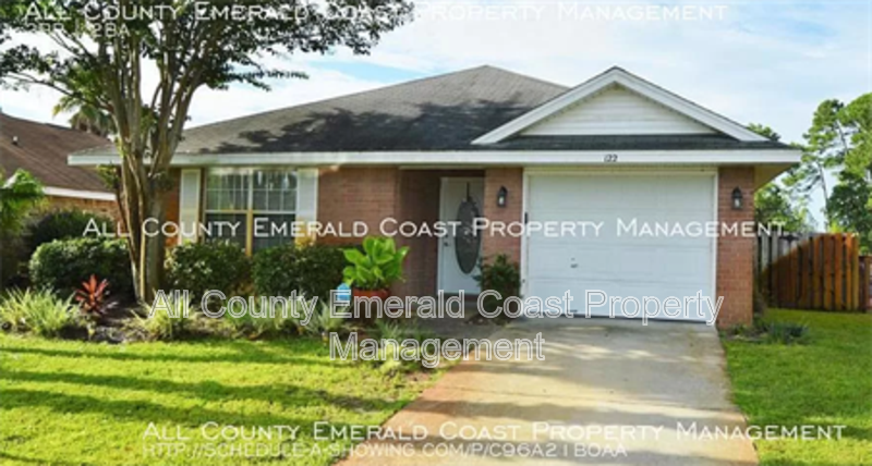 Foto principal - 122 Mandeville Ln