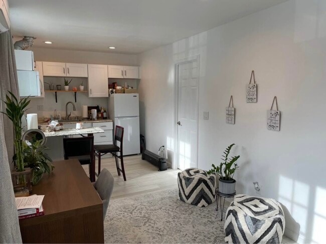 Building Photo - 3195 Cayman Pl