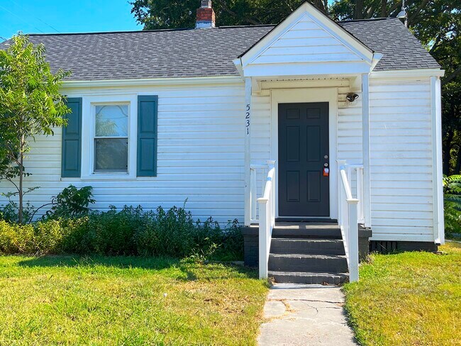 Building Photo - 5231 Texas Ave