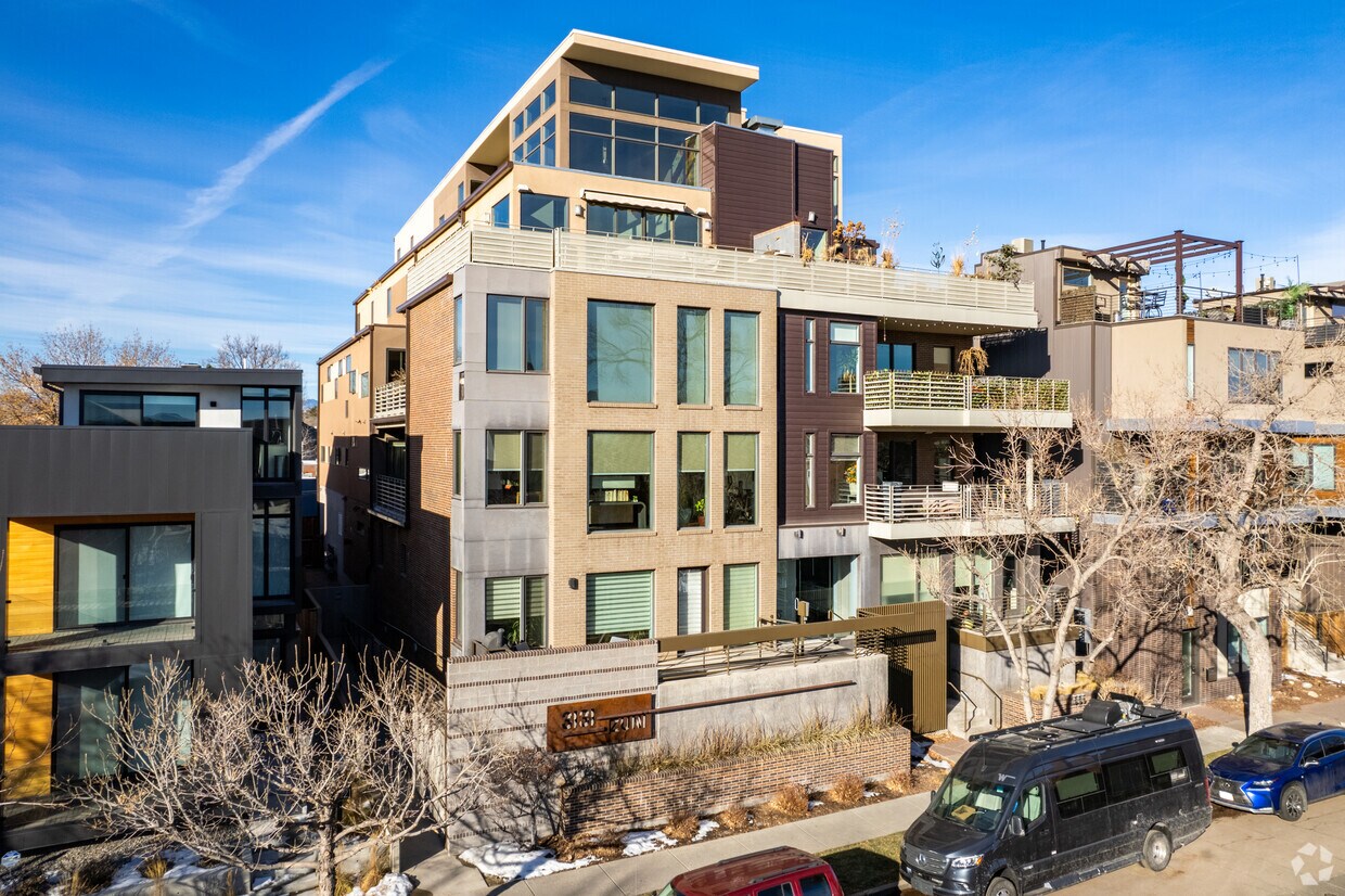 Southeast Corner - 3131 Zuni St