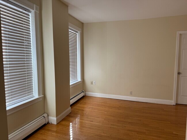 Foto del edificio - 18 Holmes St