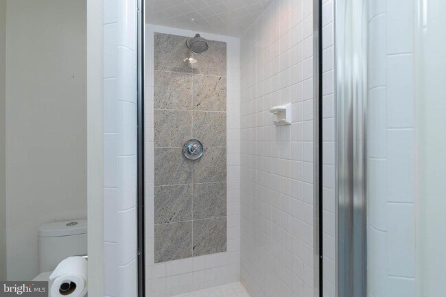 Foto del edificio - 7014 Hunter Ln