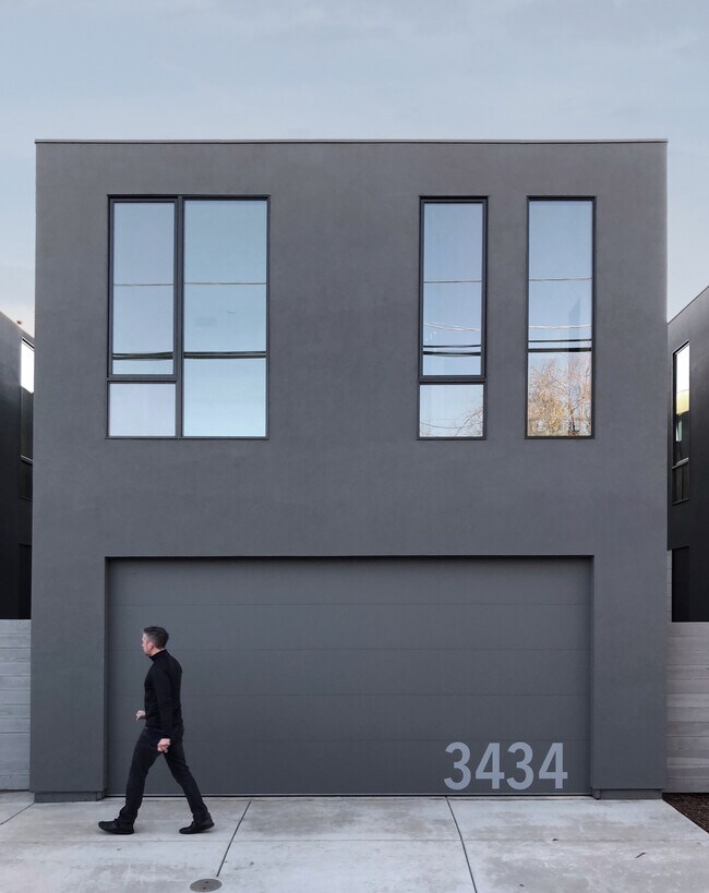 Building Photo - 3434 Avant Garde Aly