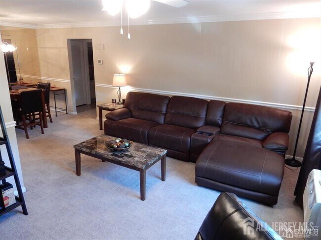 Foto del edificio - 1022 Cricket Ln