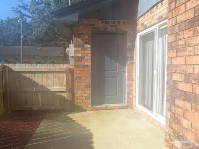 Building Photo - 3332 Pine Forest Rd