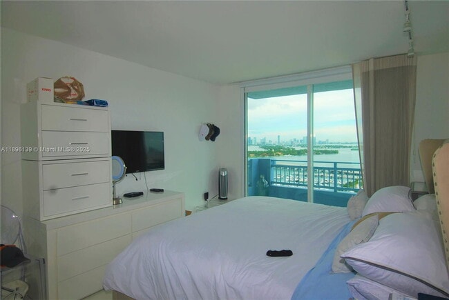 Building Photo - 90 Alton Rd