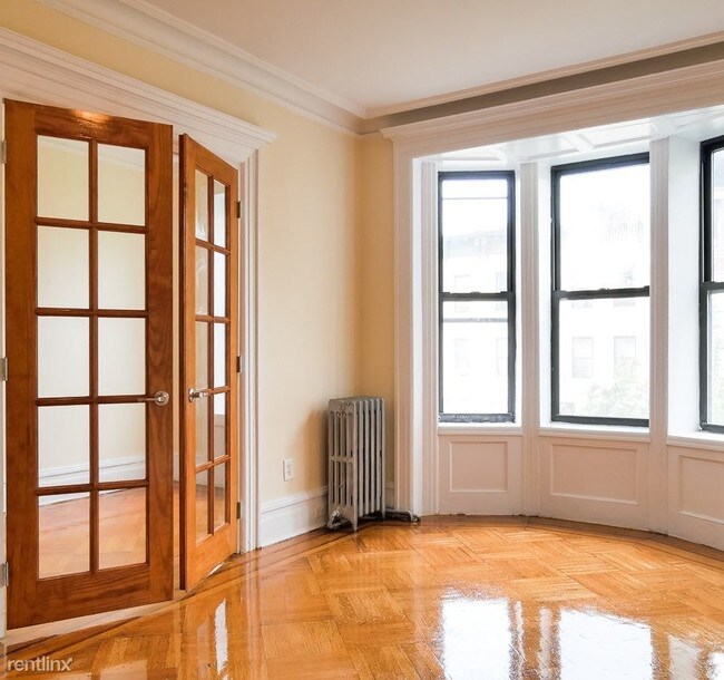 Foto del edificio - 682 Sterling Pl