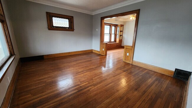 Foto del edificio - 3965 E 140th St