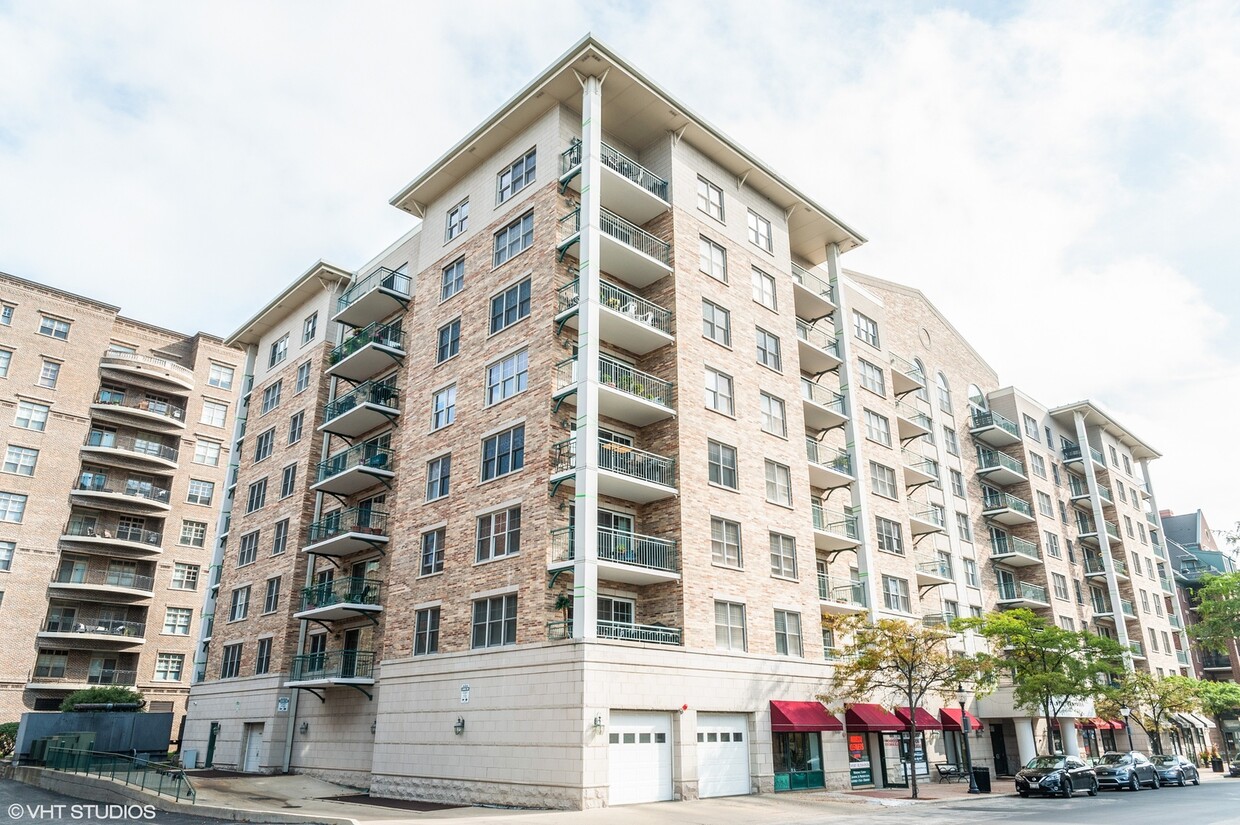 Primary Photo - 200 W Campbell St