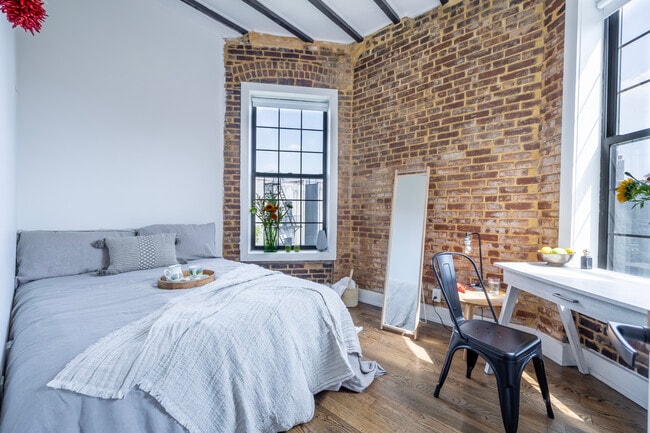 Building Photo - Clark House by Outpost