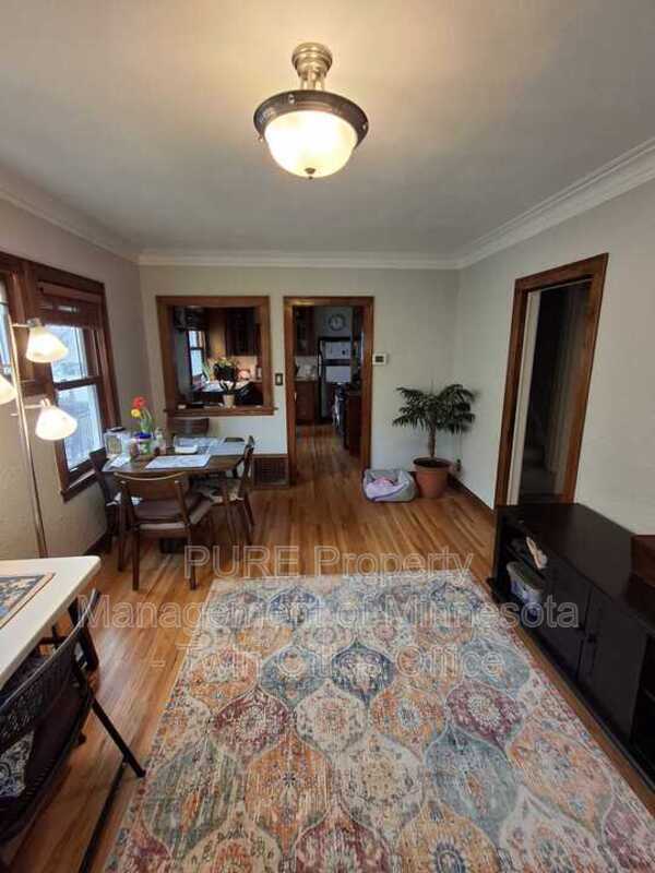 Foto del edificio - 5312 Elliot Ave