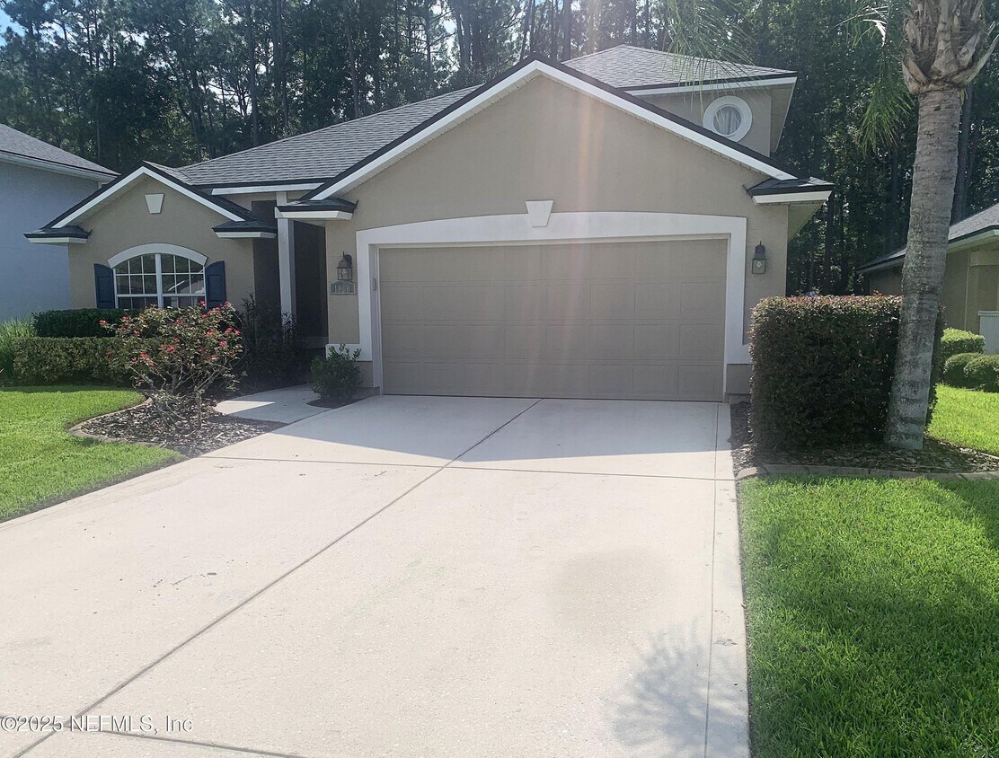 Foto principal - 1060 Beckingham Dr