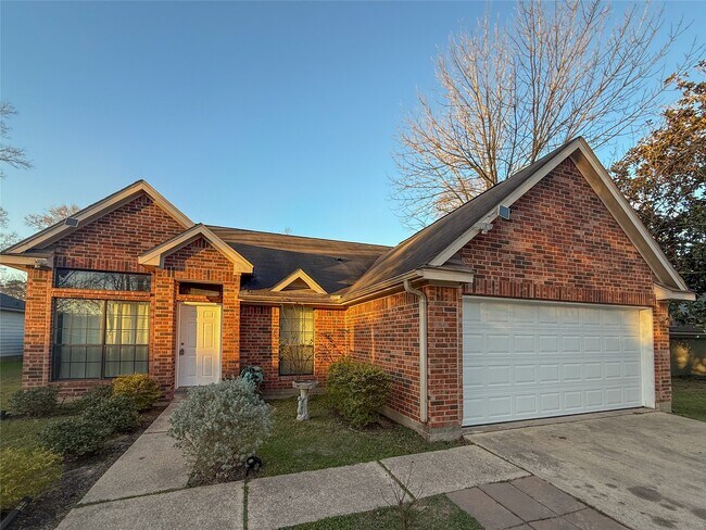 Foto del edificio - 603 Mosswood Dr