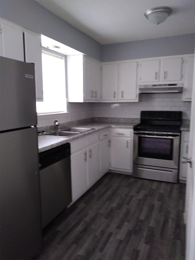 100 Regal Flats Drive Unit 427 TH, Andalusia, AL 36421 Apartment for