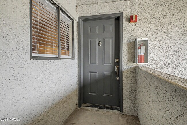 Foto del edificio - 15095 N Thompson Peak Pkwy