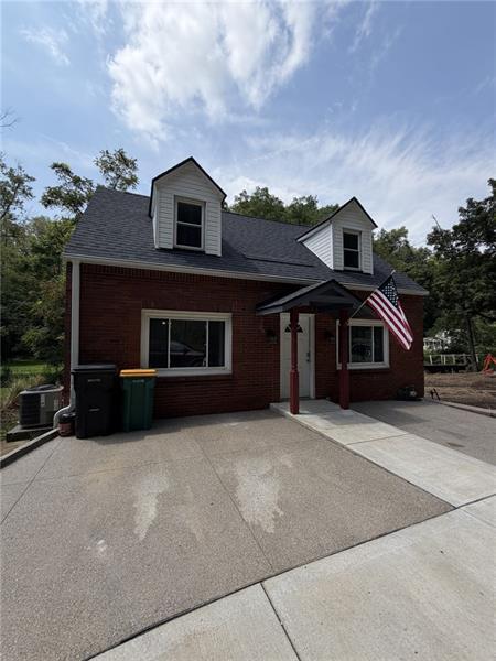 Foto del edificio - 1113 Rochester Rd