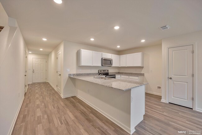 Building Photo - 45081 Red Brick Dr