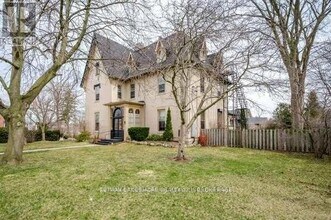 Building Photo - 364 George St