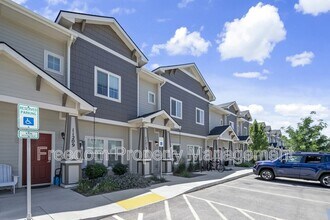 Building Photo - 11213 W Gabrielle Dr