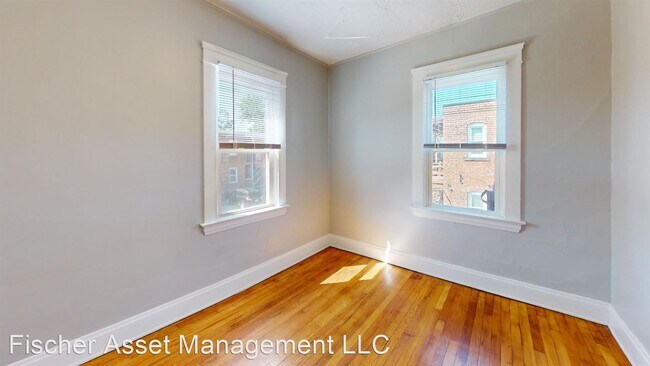 Foto del edificio - 3 br, 1 bath Apartment - 1486-1488 West 11...