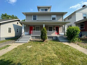 Building Photo - 26-26 W Beechwood Ave