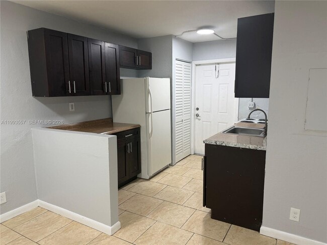 Building Photo - 1270 NW 9th St