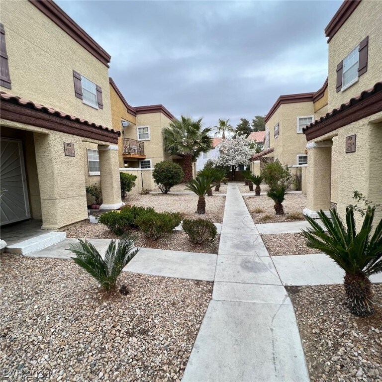 2801 N Rainbow Blvd Unit 122, Las Vegas, NV 89108 Condo for Rent in