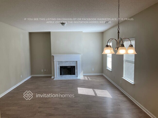 Building Photo - 2104 Palatine Pl