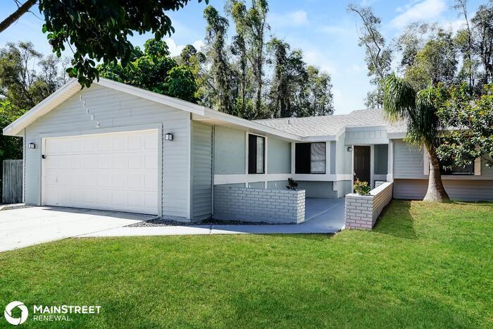 Primary Photo - 17192 PHLOX DR, FORT MYERS, FL 33967