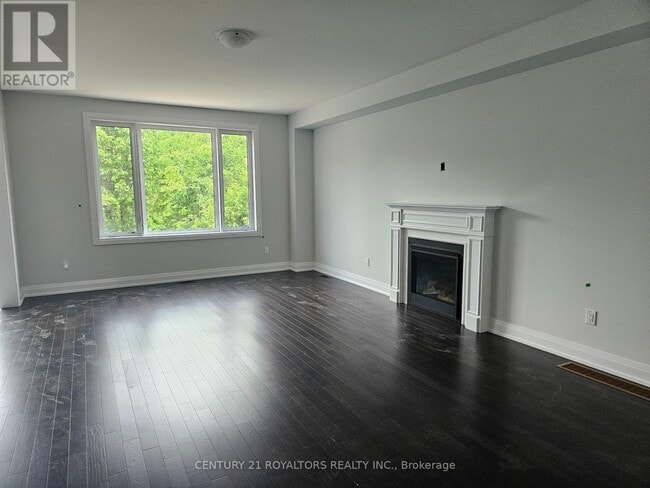 Building Photo - 157 Harwood Ave