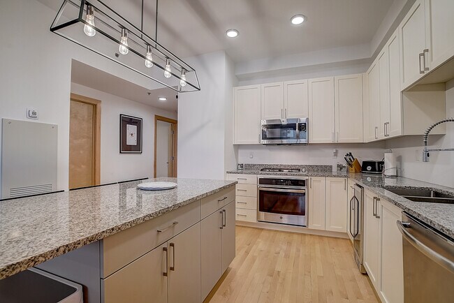 Building Photo - 1240 S 2nd St