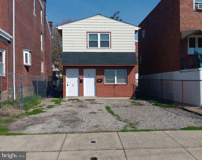 Building Photo - 5304 Jackson St